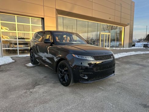 New 2026 Land Rover Range Rover Sport Dynamic SE AWD/4WD image 3