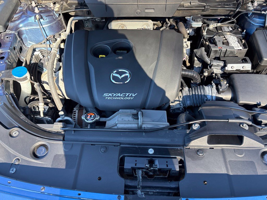 Used 2018 MAZDA CX-5 Touring w/ Preferred Equipment Package AWD/4WD image 12