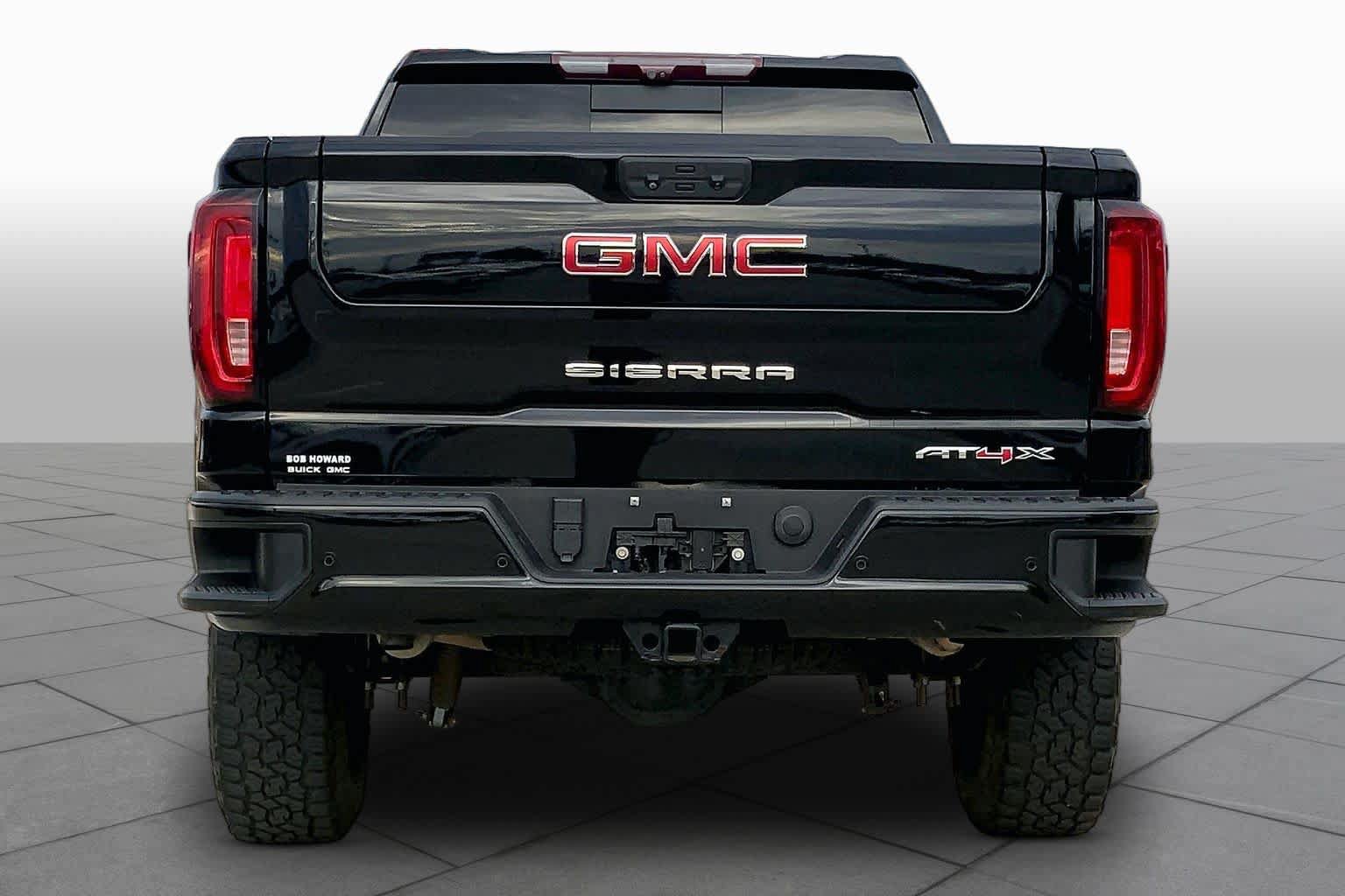 Used 2022 GMC Sierra 1500 AT4X AWD/4WD image 4