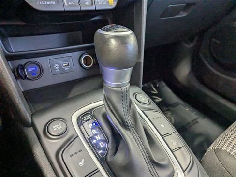 Used 2019 Hyundai Kona SEL w/ SEL Tech Package 02 image 11