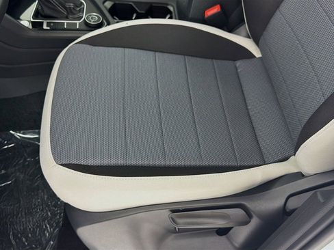 New 2026 Volkswagen Taos S AWD/4WD image 19