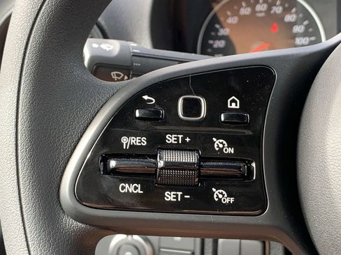 Used 2023 Mercedes-Benz Sprinter 2500 image 21