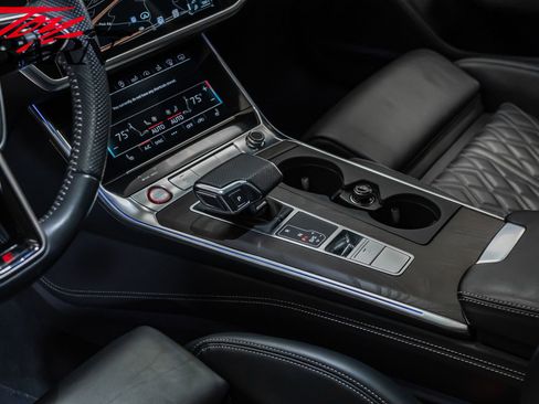 Used 2020 Audi S7 Prestige w/ Prestige Package image 31