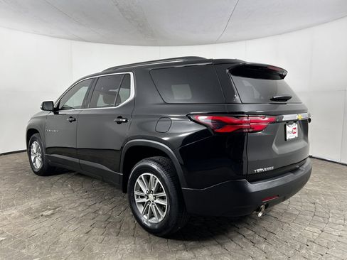 Used 2023 Chevrolet Traverse LT FWD image 5