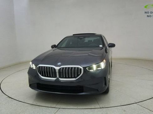 Used 2025 BMW 530i RWD image 68