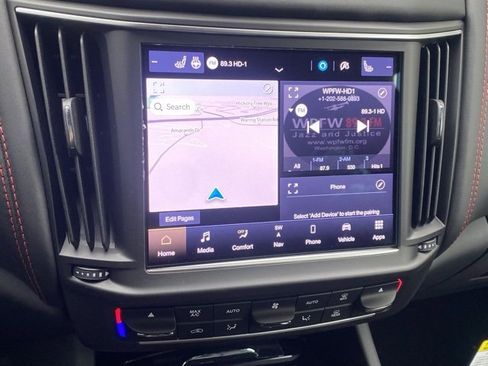 New 2024 Maserati Levante GT Ultima image 29