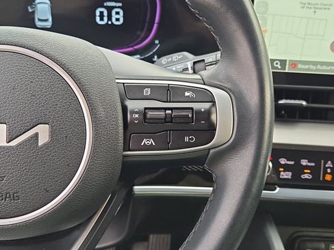 Certified 2024 Kia Sportage EX image 25