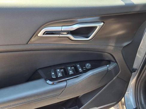 Used 2024 Kia Sportage EX FWD image 13