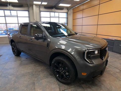 New 2026 Ford Maverick Lariat w/ Black Appearance Package image 1