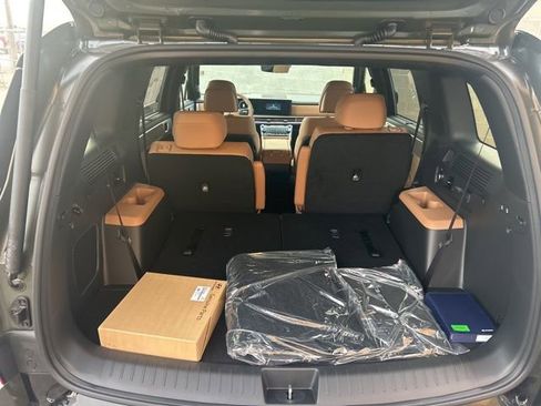 New 2026 Hyundai Santa Fe Calligraphy image 13