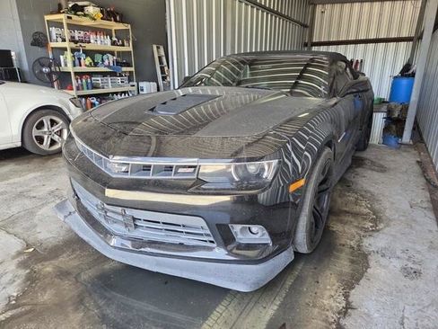 Used 2014 Chevrolet Camaro SS w/ RS Package RWD image 3