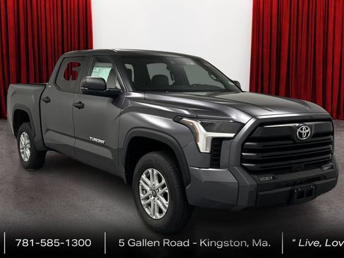 New 2025 Toyota Tundra SR5 image 3