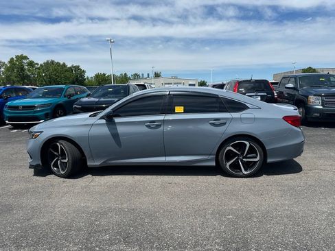 Used 2021 Honda Accord Sport image 9
