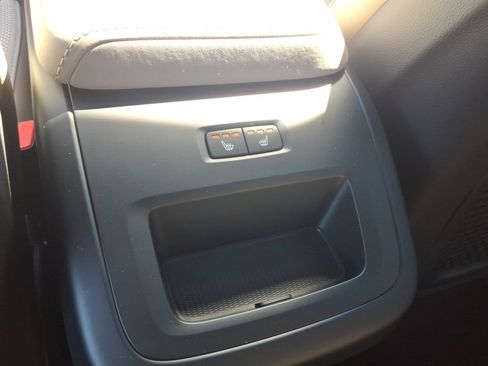 New 2026 Volvo XC60 B5 Plus w/ Protection Package Premier image 22