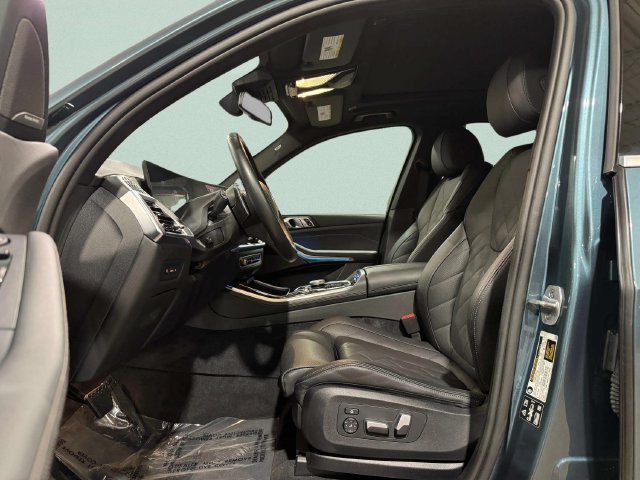 Used 2026 BMW X5 xDrive40i AWD/4WD image 26