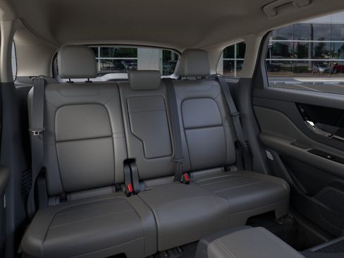 New 2026 Lincoln Corsair Premiere image 11