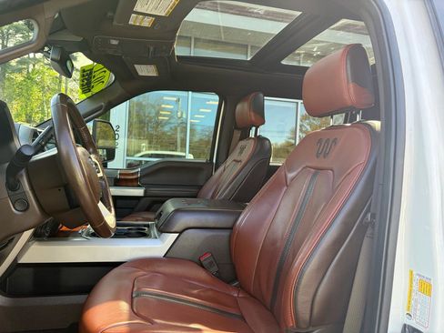 Used 2021 Ford F350 King Ranch w/ King Ranch Ultimate Package AWD/4WD image 27