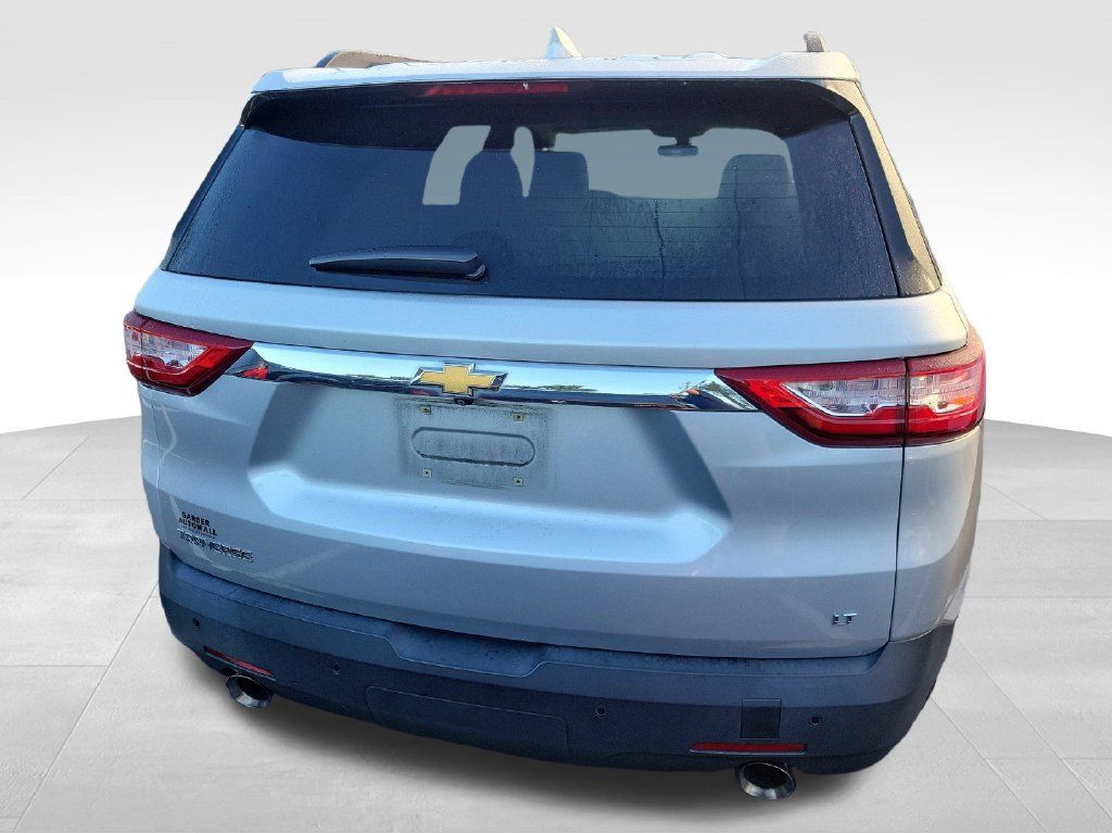 Used 2020 Chevrolet Traverse LT FWD image 14
