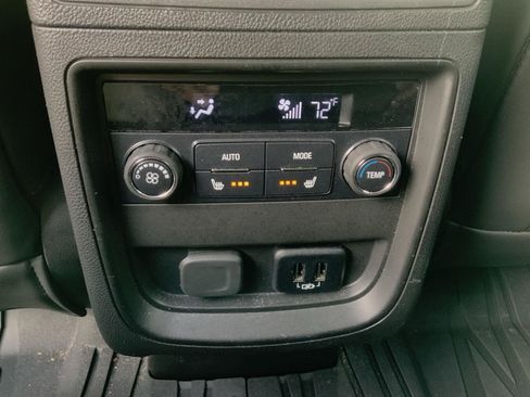 Used 2018 Buick Envision Essence w/ LPO, Hit The Road Package FWD image 47