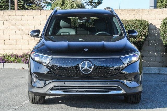 Used 2025 Mercedes-Benz EQB 300 4MATIC image 2