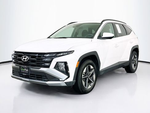 Used 2025 Hyundai Tucson SEL AWD/4WD image 3