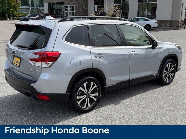 Used 2023 Subaru Forester Limited AWD/4WD image 5