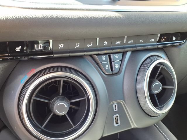 New 2026 Chevrolet Blazer LT w/ Midnight/Sport Edition AWD/4WD image 18