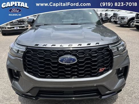 Certified 2025 Ford Explorer ST w/ Sun And Sound Package AWD/4WD image 10