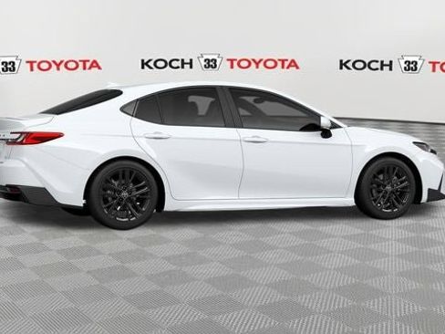 New 2026 Toyota Camry SE image 12