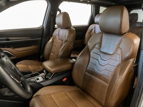 Used 2022 Kia Telluride SX w/ SX Prestige Package AWD/4WD image 10