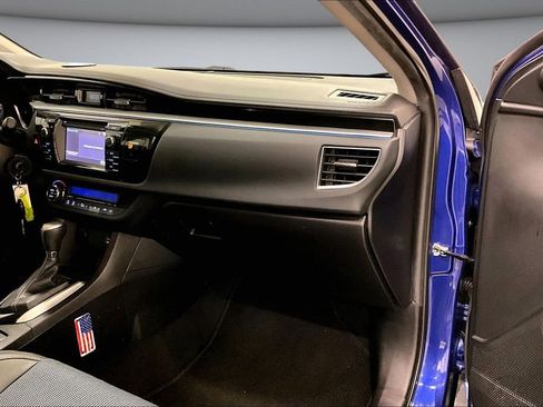 Used 2015 Toyota Corolla S w/ Body Protection Package #1 FWD image 25