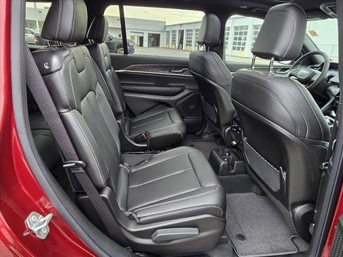 New 2025 Jeep Grand Cherokee L Limited w/ Black Appearance Package image 12