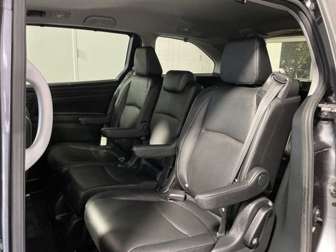 Used 2023 Honda Odyssey EX-L image 24