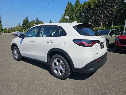 Certified 2024 Honda HR-V LX image 5