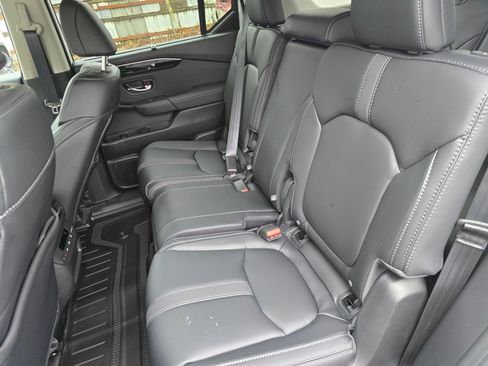 New 2025 Honda Pilot EX-L image 18