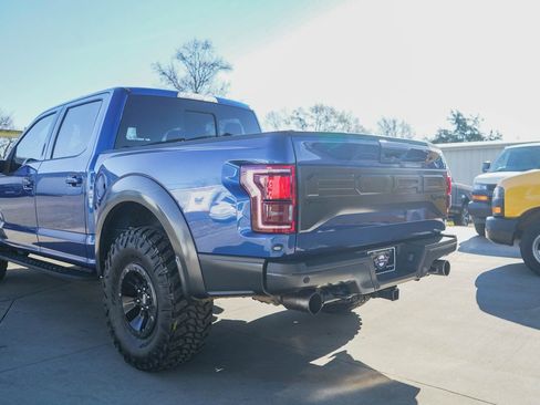 Used 2017 Ford F150 Raptor w/ Equipment Group 802A Luxury image 34