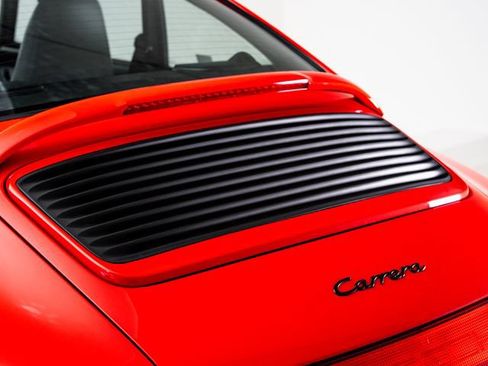 Used 1995 Porsche 911 Carrera RWD image 32