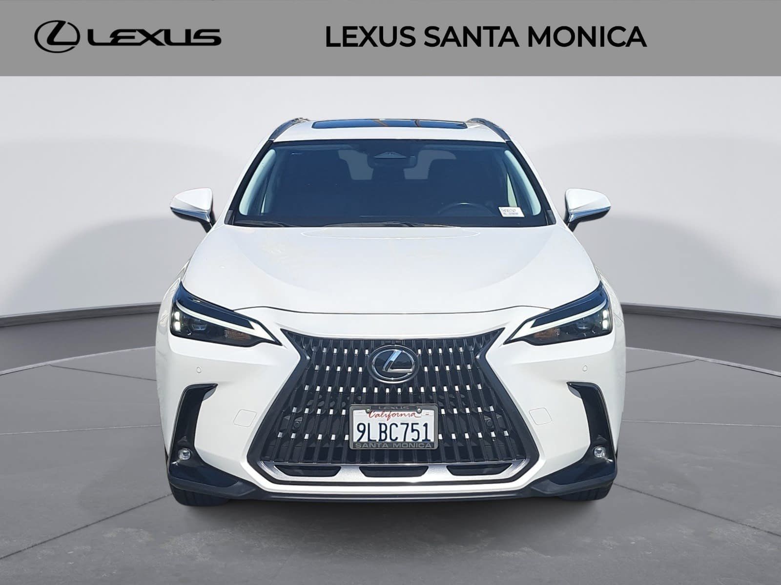 Used 2024 Lexus NX 250 FWD w/ Premium Package image 2