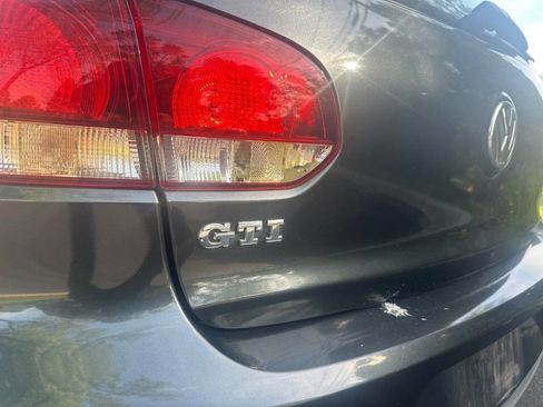 Used 2012 Volkswagen GTI Autobahn FWD image 9