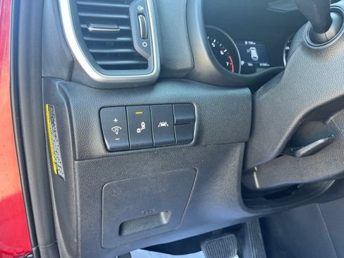 Used 2021 Kia Sportage LX w/ LX AWD Popular Package image 24