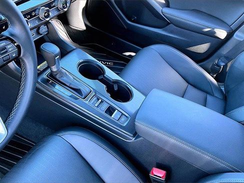 Certified 2024 Honda Civic Sport Touring image 18