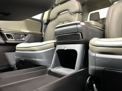 Used 2022 Rivian R1T Launch Edition image 31