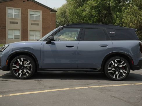 Used 2025 MINI Cooper Countryman John Cooper Works w/ Comfort Package Max AWD/4WD image 2