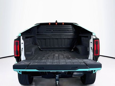 Used 2025 GMC Hummer EV 3X AWD/4WD image 28