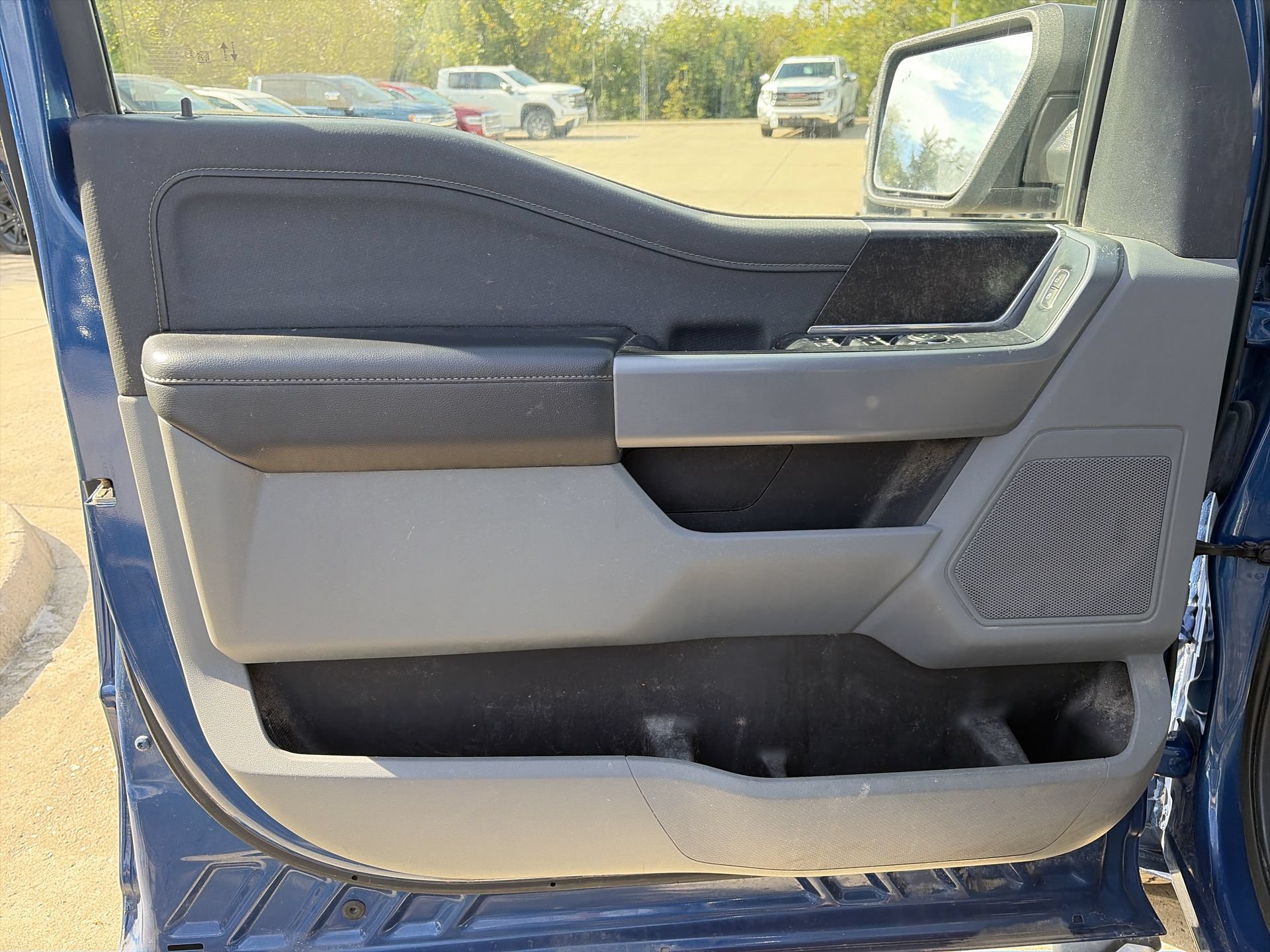 Used 2022 Ford F150 XLT w/ Equipment Group 302A High AWD/4WD image 24