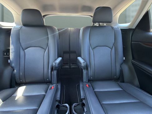 Used 2020 Lexus RX 350L Premium w/ Premium Package AWD/4WD image 48