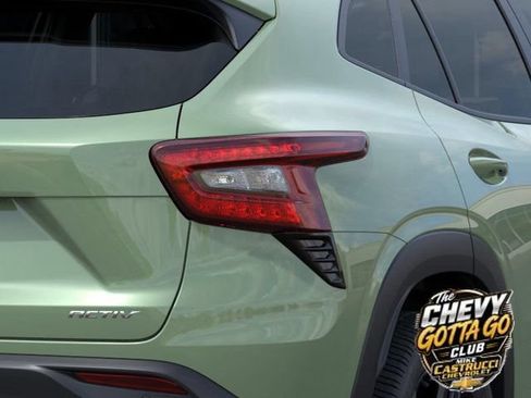 New 2026 Chevrolet Trax ACTIV w/ Sunroof Package FWD image 11