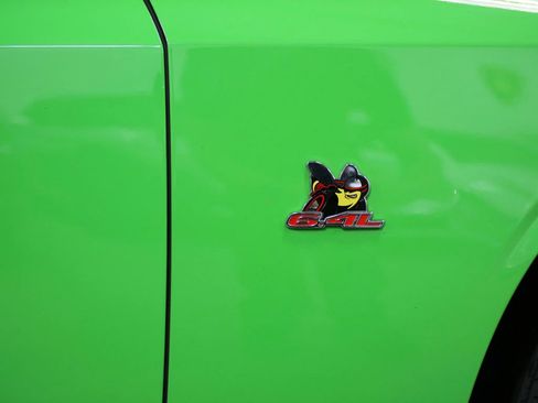 Used 2017 Dodge Challenger R/T Scat Pack w/ Leather Interior Group image 11