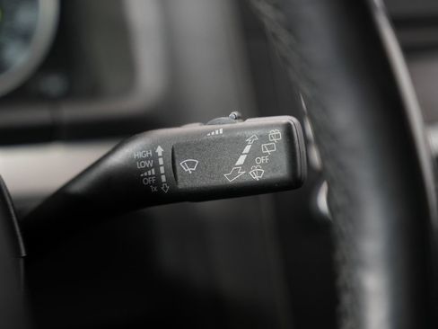 Used 2009 Volkswagen GTI Base image 15