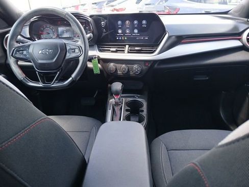 Used 2024 Chevrolet Trax RS image 13
